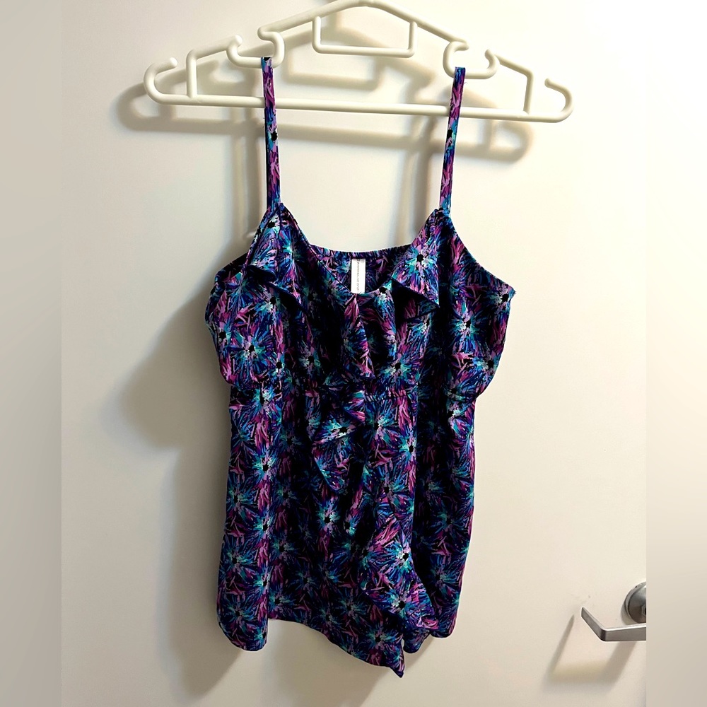 Warehouse One ruffle Tank size small